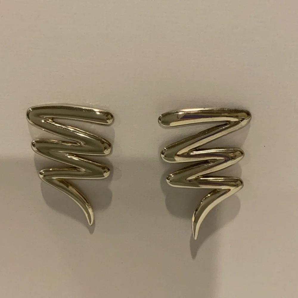 Bold Silver Wave ZigZag Earrings 80’s Pop Art - Picture 6 of 8